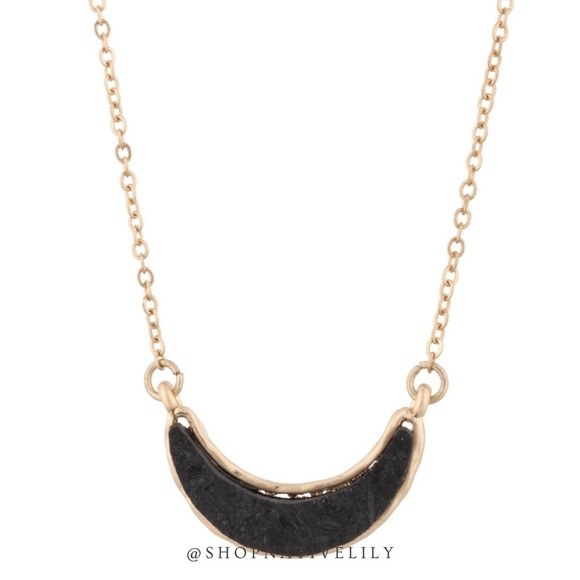 Jane Marie Jewelry - NWT Jane Marie Druzy Bib Gold Necklace, Black